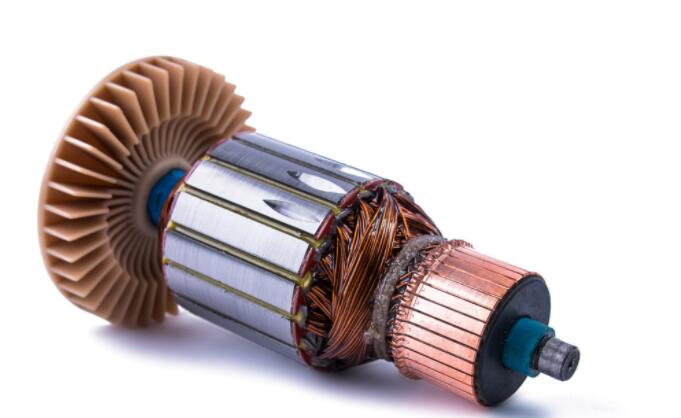 單相電雙相電三相電機(jī)，電機(jī)的基本知識(shí)和分類介紹